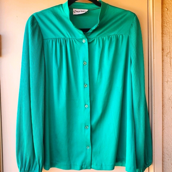 Vintage Emerald Silky Stylish Top - Picture 2 of 7